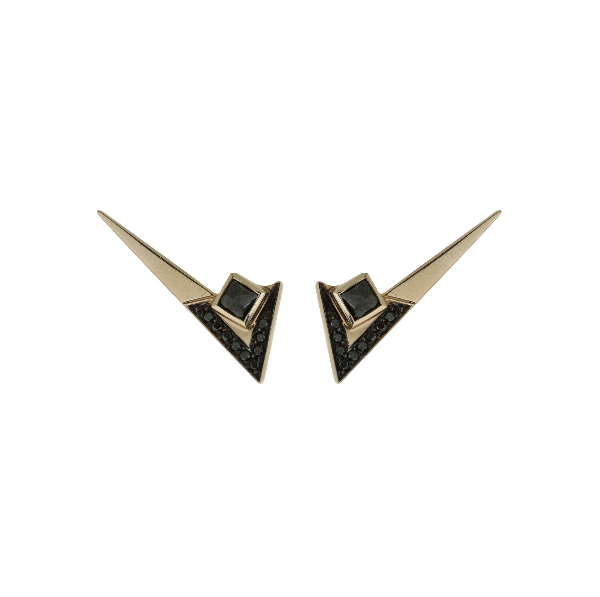 Black Diamond Pointed Studs